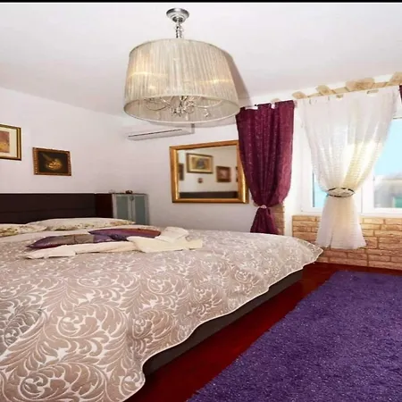 Bepe - Three Bedroom With Sea View Σπλιτ
